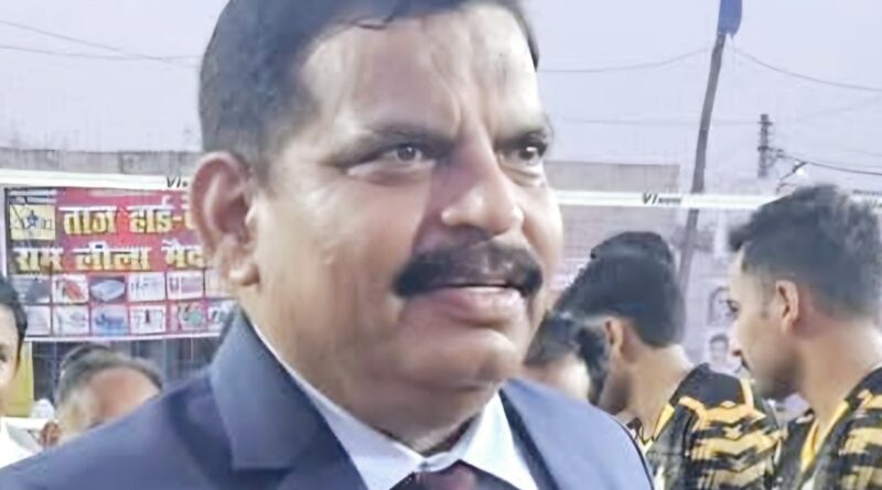कस्टम की टीम ने चौधरी चरण सिंह अंतरराष्ट्रीय एयरपोर्ट लखनऊ पर दो कनाडियन महिला तस्करों को पड़कर उनके पास से लगभग 4 करोड रुपए के मरिजुआना मादक पदार्थ बरामद किया