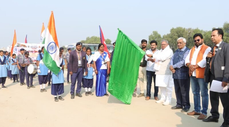 सिद्धार्थनगर में भारत-नेपाल मैत्री का उत्सव: सदियों पुराने ऐतिहासिक और सांस्कृतिक संबंधों को मिला नया आयाम सिद्धार्थनगर में भारत-नेपाल मैत्री का उत्सव: सदियों पुराने ऐतिहासिक और सांस्कृतिक संबंधों को मिला नया आयाम