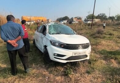 बिग ब्रेकिंग न्यूज – सड़क हादसे में सपा जिलाध्यक्ष के भांजे और डाककर्मी शैलेश यादव का निधन, बस्ती के पास अनियंत्रित होकर पलटी कार बिग ब्रेकिंग न्यूज – सड़क हादसे में सपा जिलाध्यक्ष के भांजे और डाककर्मी शैलेश यादव का निधन, बस्ती के पास अनियंत्रित होकर पलटी कार