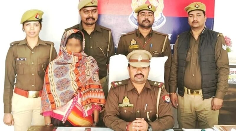 त्रिलोकपुर मर्डर मिस्ट्री: प्रेमिका ने बांस के डंडे से वार कर की प्रेमी की हत्या, 15 दिन बाद पुलिस ने खोला राज