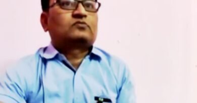 भ्रष्टाचार को इनाम! सिद्धार्थनगर स्वास्थ्य विभाग में ‘दागी’ को फिर मिली कुर्सी भ्रष्टाचार को इनाम! सिद्धार्थनगर स्वास्थ्य विभाग में ‘दागी’ को फिर मिली कुर्सी