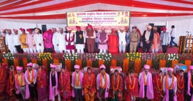 सिद्धार्थनगर: मुख्यमंत्री सामूहिक विवाह योजना के तहत 331 जोड़े परिणय सूत्र में बंधे, सांसद जगदम्बिका पाल ने की नियुक्तियों की घोषणा