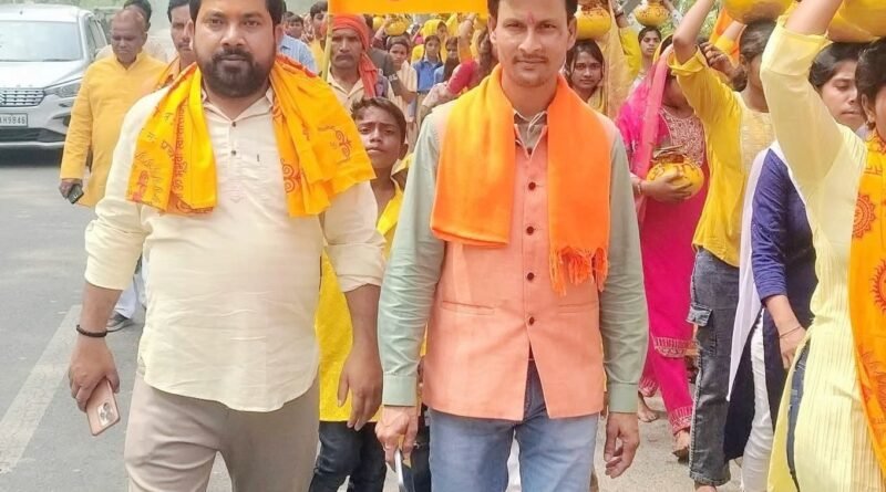 ग्राम प्रधान आशुतोष पांडे के प्रयासों से महकी पचऊध की धरती, प्रज्ञा पुराण कथा में उमड़ा जनसैलाब ग्राम प्रधान आशुतोष पांडे के प्रयासों से महकी पचऊध की धरती, प्रज्ञा पुराण कथा में उमड़ा जनसैलाब