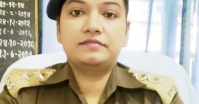 संस्कार और सेवा की विरासत: निष्ठा उपाध्याय बनीं एएसपी, सिद्धार्थनगर में जश्न का माहौल