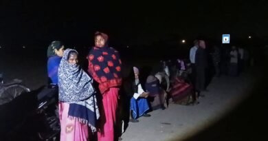 उज्ज्वला का ‘अंधेरा’: सिद्धार्थनगर में रात 2 बजे से गैस के लिए कतारों में खड़ी महिलाएं, सिस्टम लाचार