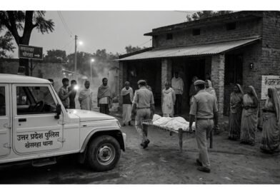 संदिग्ध हालात में शराब की दुकान में लटका मिला मुनीम का शव; हत्या या आत्महत्या? जांच में जुटी पुलिस