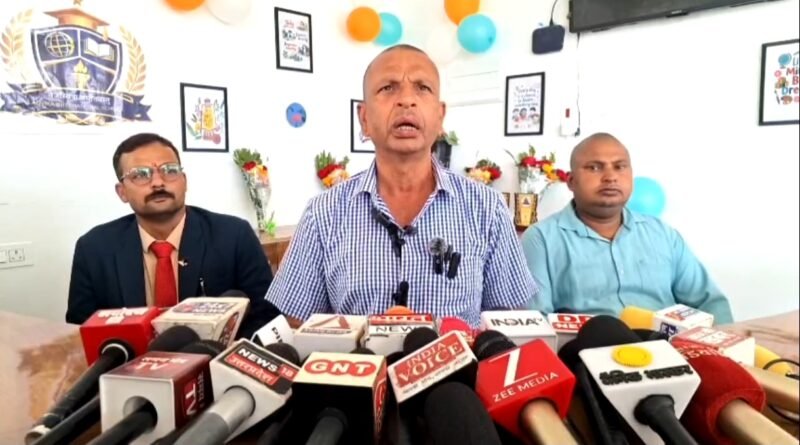 सिद्धार्थनगर: चेतिया के थुमहुवा में ‘अदविका इंटरनेशनल स्कूल’ का भव्य शुभारंभ, अब ग्रामीण क्षेत्र के बच्चों को मिलेगी महानगरों जैसी स्मार्ट शिक्षा सिद्धार्थनगर: चेतिया के थुमहुवा में ‘अदविका इंटरनेशनल स्कूल’ का भव्य शुभारंभ, अब ग्रामीण क्षेत्र के बच्चों को मिलेगी महानगरों जैसी स्मार्ट शिक्षा