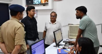 सिद्धार्थनगर: जिलाधिकारी और एसपी ने किया गैस एजेंसी का औचक निरीक्षण, कालाबाजारी पर सख्त कार्रवाई की चेतावनी