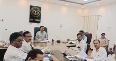 कुपोषण मुक्त सिद्धार्थनगर: जिलाधिकारी ने दिए सख्त निर्देश, लापरवाही पर रुकेगा वेतन