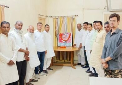 बलिया से दिल्ली तक: पूर्व प्रधानमंत्री चन्द्रशेखर की जन्म शताब्दी पर बढ़नी में दी गई भावभीनी श्रद्धांजलि