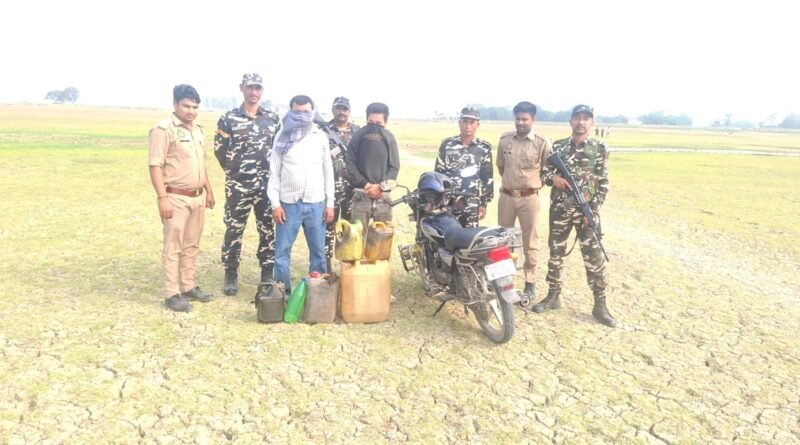 बॉर्डर पर ‘तेल का खेल’: कीमतों में भारी अंतर से तस्करी तेज, सीमावर्ती पंपों पर कृत्रिम किल्लत