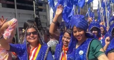 सिद्धार्थनगर: ‘नीले समंदर’ में तब्दील हुई बांसी की सड़कें, शांतिपूर्ण तरीके से संपन्न हुआ बाबा साहब का भव्य जुलूस