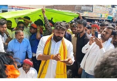 सिद्धार्थनगर: खूनी संघर्ष के बाद दहला लोटन, पुलिस छावनी में तब्दील इलाका