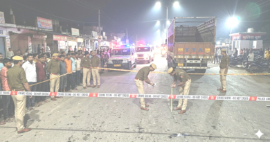 डुमरियागंज: ट्रक की चपेट में आने से बाइक सवार युवक की दर्दनाक मौत, घर में मचा कोहराम