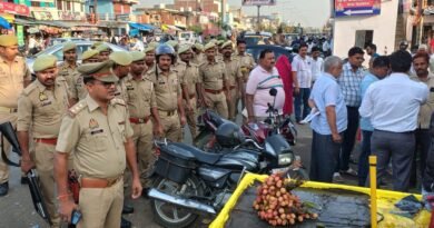 बांसी में अतिक्रमण पर चला प्रशासन का डंडा: टीम के जाते ही फिर सजीं दुकानें, स्थानीय लोगों ने जताई नाराजगी