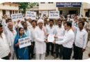 किसानों का बड़ा फैसला: ‘जान दे देंगे, लेकिन फैक्ट्री के लिए उपजाऊ जमीन नहीं देंगे’ बांसी के सिकटा गांव में भूमि अधिग्रहण की आहट से भड़के किसान, एसडीएम को सौंपा ज्ञापन