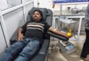 मानवता की अनूठी मिसाल: चंदा मांग रही लाचार मां के लिए देवदूत बने समाजसेवी मनीष सिंह, खुद रक्तदान कर बढ़ाया मदद का हाथ