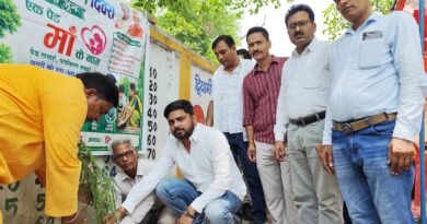 सिद्धार्थनगर: विकास खंड बढ़नी के घरुवार में जन कल्याण एवं जन जागरूकता अभियान का आयोजन, स्वास्थ्य योजनाओं की दी गई जानकारी सिद्धार्थनगर: विकास खंड बढ़नी के घरुवार में जन कल्याण एवं जन जागरूकता अभियान का आयोजन, स्वास्थ्य योजनाओं की दी गई जानकारी