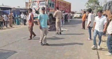 बिग ब्रेकिंग न्यूज सिद्धार्थनगर में दर्दनाक हादसा: स्कूटी से गिरते ही ट्रक ने किशोरी को कुचला, मौके पर ही थमी सांसें