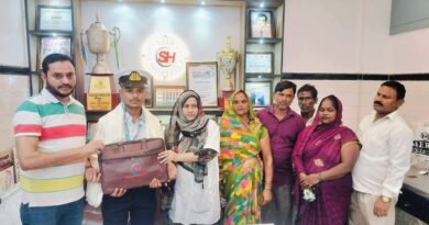 डुमरियागंज: साजिदा हॉस्पिटल ने मर्चेंट नेवी में चयनित शिवा सोनी को किया सम्मानित, डॉ. रफ़ीउल्लाह ने सराहा