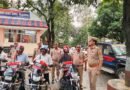 उसका पुलिस ने वाहन चालकों को किया हेलमेट वितरण