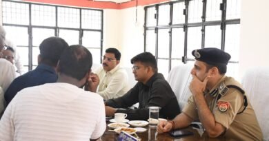 नौगढ़ तहसील समाधान दिवस में डीएम सख्त, भूमि विवादों के त्वरित निस्तारण के दिए निर्देश