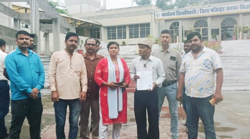 मुख्यमंत्री को संबोधित 7 सूत्रीय मांग पत्र: ऑल इण्डिया पत्रकार एकता संघ ने उठाई पत्रकारों की आवाज मुख्यमंत्री को संबोधित 7 सूत्रीय मांग पत्र: ऑल इण्डिया पत्रकार एकता संघ ने उठाई पत्रकारों की आवाज