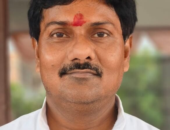 44 डिग्री की तपिश में बिजली की असली परीक्षा: मशीनें भी थकती हैं, इंसान भी—अब धैर्य और सहयोग ही सबसे बड़ी ऊर्जा