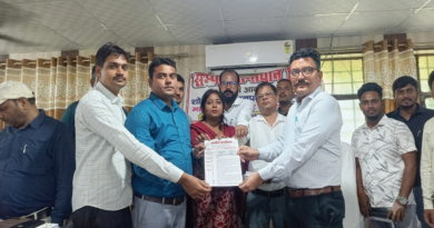  उत्तर प्रदेश लेखपाल संघ ने सौंपा ज्ञापन: मांगें पूरी न होने पर 5 अगस्त से प्रदेशव्यापी आंदोलन की चेतावनी