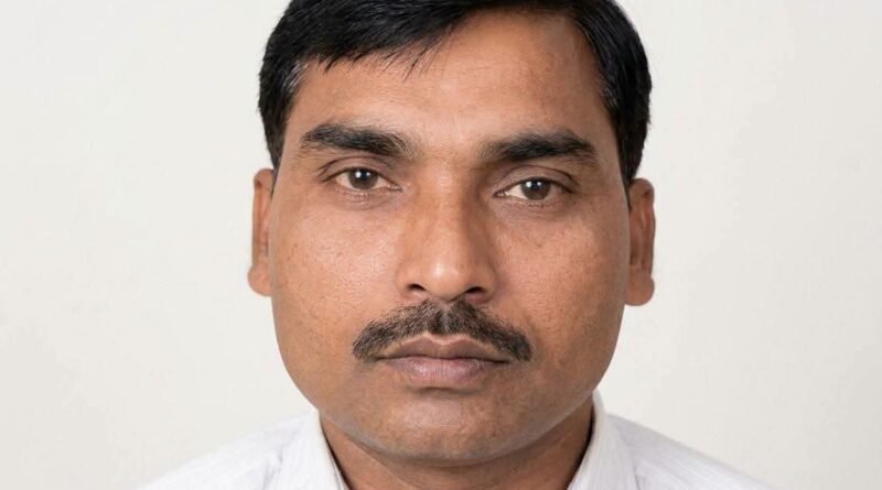 हरिद्वार से लौट रहे युवक की बस में संदिग्ध हालात में मौत, परिवार में मचा कोहराम हरिद्वार से लौट रहे युवक की बस में संदिग्ध हालात में मौत, परिवार में मचा कोहराम