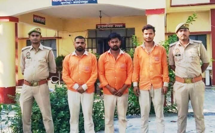 घटतौली पर चुप्पी क्यों? IOCL अधिकारियों और जिला पूर्ति अधिकारी की कार्यशैली पर उठे गंभीर सवाल घटतौली पर चुप्पी क्यों? IOCL अधिकारियों और जिला पूर्ति अधिकारी की कार्यशैली पर उठे गंभीर सवाल