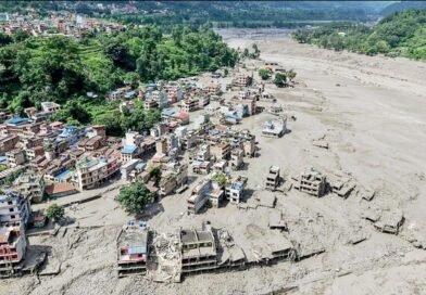 नेपाल में जलप्रलय से तबाही: 378 की मौत, 1,400 से ज्यादा लापता; गोरखपुर के दो लोग सुरक्षित, एक अब भी लापता, 288 भारतीयों से संपर्क नहीं नेपाल में जलप्रलय से तबाही: 378 की मौत, 1,400 से ज्यादा लापता; गोरखपुर के दो लोग सुरक्षित, एक अब भी लापता, 288 भारतीयों से संपर्क नहीं