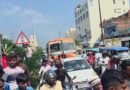 सिद्धार्थ नगर में जेन अल्फा की नाराजगी – कॉलेज में घुसा नाले का गंदा पानी: भड़के 3600 छात्र-छात्राओं ने लगाया जाम, सड़क पर लगी वाहनों की लंबी कतार