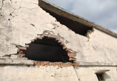 घर में फटा गैस सिलेंडर, जोरदार धमाके से मची अफरा-तफरी; मकान की दीवारें ढहीं, सामान जलकर खाक घर में फटा गैस सिलेंडर, जोरदार धमाके से मची अफरा-तफरी; मकान की दीवारें ढहीं, सामान जलकर खाक