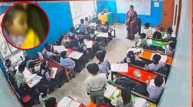 बलरामपुर में दर्दनाक हादसा: तेज डीजे के शोर के बीच स्कूल की कक्षा में बच्ची को आया अटैक, मौत बलरामपुर में दर्दनाक हादसा: तेज डीजे के शोर के बीच स्कूल की कक्षा में बच्ची को आया अटैक, मौत