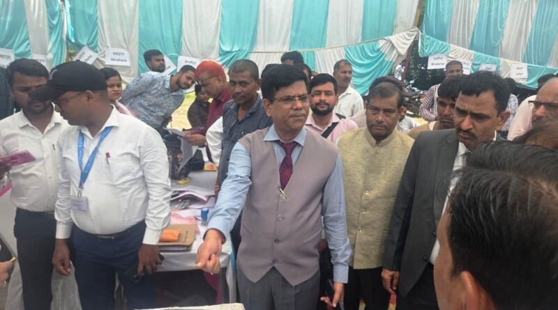 सिद्धार्थनगर में राष्ट्रीय लोक अदालत का भव्य आयोजन: 2.48 लाख से अधिक मुकदमों का निस्तारण, ₹12.86 करोड़ से अधिक की वसूली सिद्धार्थनगर में राष्ट्रीय लोक अदालत का भव्य आयोजन: 2.48 लाख से अधिक मुकदमों का निस्तारण, ₹12.86 करोड़ से अधिक की वसूली