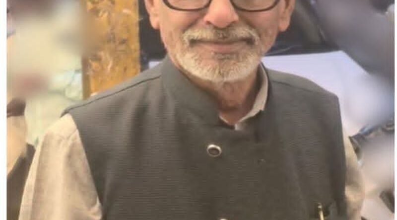 महान स्वतंत्रता सेनानियों की जयंती पर कार्यक्रम आयोजित करने की अपील: बदरे आलम महान स्वतंत्रता सेनानियों की जयंती पर कार्यक्रम आयोजित करने की अपील: बदरे आलम