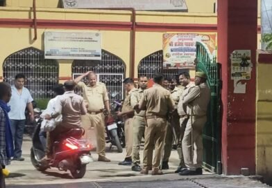 बलरामपुर में दर्दनाक हादसा: दुर्गा पंडाल के पास अनियंत्रित कार ने 7 लोगों को रौंदा, 3 की मौत से पसरा मातम