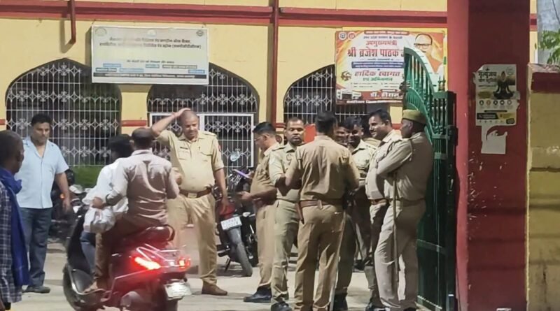 बलरामपुर में दर्दनाक हादसा: दुर्गा पंडाल के पास अनियंत्रित कार ने 7 लोगों को रौंदा, 3 की मौत से पसरा मातम