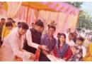 विधायक विनय वर्मा ने शोहरतगढ़ में आशा बहनों, एएनएम और स्वास्थ्य कर्मियों को किया सम्मानित, बांटे दीपावली उपहार