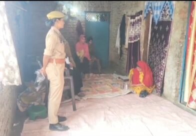 सिद्धार्थनगर में विवाहिता की संदिग्ध हालात में मौत: मायके पक्ष ने पति पर लगाया प्रताड़ना और मारपीट का गंभीर आरोप सिद्धार्थनगर में विवाहिता की संदिग्ध हालात में मौत: मायके पक्ष ने पति पर लगाया प्रताड़ना और मारपीट का गंभीर आरोप
