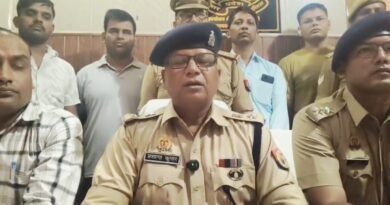 एंटी थेफ्ट टीम और पुलिस की बड़ी कार्रवाई: मोबाइल दुकान में चोरी करने वाले दो शातिर बदमाश गिरफ्तार, भारी मात्रा में सामान बरामद