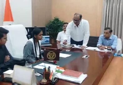 मिशन शक्ति: सिद्धार्थनगर में 11वीं की छात्रा श्रद्धा पांडेय बनीं एक दिन की जिलाधिकारी, सुनीं जनता की समस्याएं
