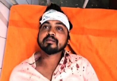 भवानीगंज में खूनी संघर्ष: दूसरे को बचाने आए युवक पर दबंगों का हमला, मेडिकल कॉलेज रेफर