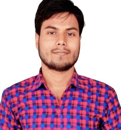यूपी होमगार्ड में हुआ आदर्श श्रीवास्तव का चयन, गांव में खुशी का माहौल, लोगों ने दी बधाई यूपी होमगार्ड में हुआ आदर्श श्रीवास्तव का चयन, गांव में खुशी का माहौल, लोगों ने दी बधाई